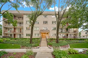 225 E Wing St, Arlington Heights, IL 60004 - Photo 1