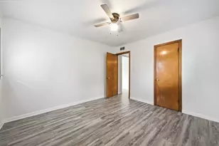 829 N Roy Ave, Melrose Park, IL 60164 - Photo 15