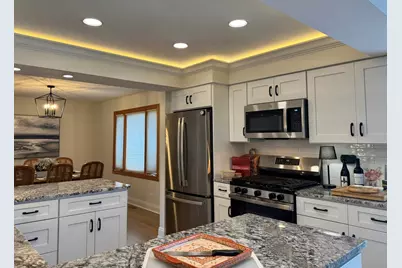 3915 Joanne Drive, Glenview, IL 60026 - Photo 33