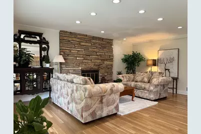 3915 Joanne Drive, Glenview, IL 60026 - Photo 5