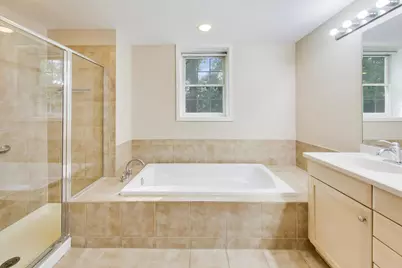940 Augusta Way #105, Highland Park, IL 60035 - Photo 7
