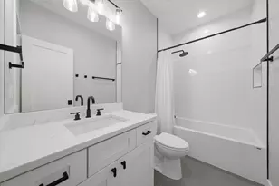 3536 N Albany Ave, Chicago, IL 60618 - Photo 21