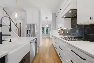 3536 N Albany Avenue, Chicago, IL 60618 - Photo 5
