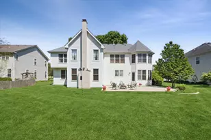 1616 Rolling Hills Dr, Crystal Lake, IL 60014 - Photo 39