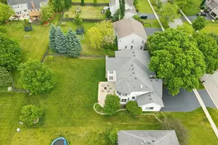 1616 Rolling Hills Dr, Crystal Lake, IL 60014 - Photo 43