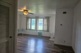 208 W 18th St, Rock Falls, IL 61071 - Photo 7