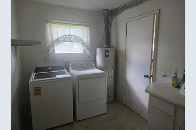208 W 18th Street, Rock Falls, IL 61071 - Photo 9