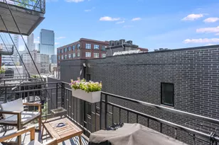 843 W Adams St, Chicago, IL 60607 - Photo 9