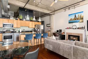 843 W Adams St, Chicago, IL 60607 - Photo 13