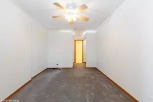 910 S Michigan Ave, Chicago, IL 60605 - Photo 11