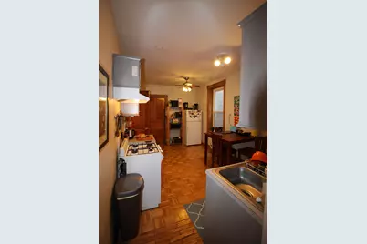 1736 W Beach Avenue, Chicago, IL 60622 - Photo 9