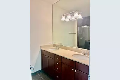 917 N Kingsbury Street, Chicago, IL 60610 - Photo 9