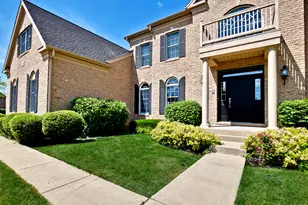 8 Turnbury Ct, Hawthorn Woods, IL 60047 - Photo 3