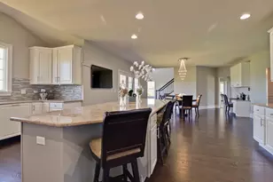 8 Turnbury Ct, Hawthorn Woods, IL 60047 - Photo 17