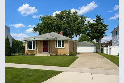 695 N Indiana Street, Elmhurst, IL 60126 - Photo 1
