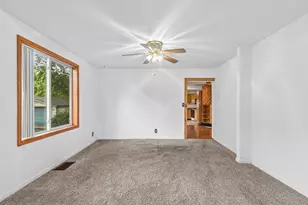 11806 Maple Ave, Hebron, IL 60034 - Photo 17