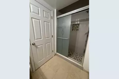 6125 W Rosedale Avenue #G, Chicago, IL 60646 - Photo 5