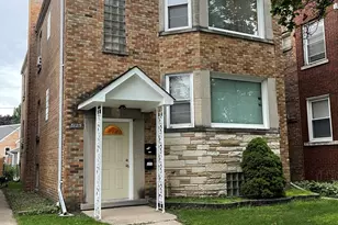 6125 W Rosedale Ave, Chicago, IL 60646 - Photo 1