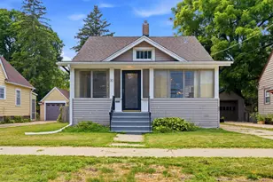 30 S Commonwealth Ave, Elgin, IL 60123 - Photo 1