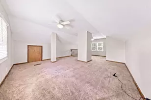 30 S Commonwealth Ave, Elgin, IL 60123 - Photo 17