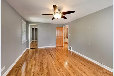 5523 N Natchez Avenue, Chicago, IL 60656 - Photo 17
