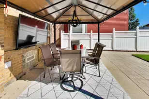 5523 N Natchez Ave, Chicago, IL 60656 - Photo 31
