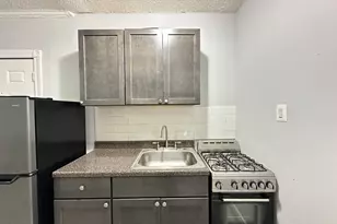 4735 N Beacon St, Chicago, IL 60640 - Photo 3