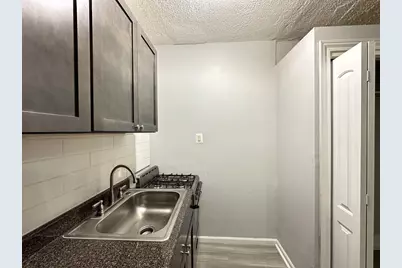 4735 N Beacon Street #203, Chicago, IL 60640 - Photo 5