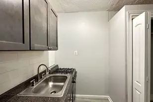 4735 N Beacon St, Chicago, IL 60640 - Photo 5