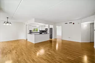 1327 Brown St, Des Plaines, IL 60016 - Photo 7