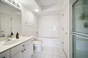 1327 Brown St, Des Plaines, IL 60016 - Photo 15