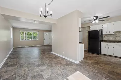 9115 N Gross Point Road, Skokie, IL 60077 - Photo 3