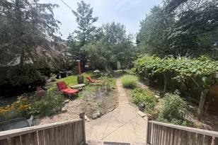 1004 Ashland Ave, Evanston, IL 60202 - Photo 9
