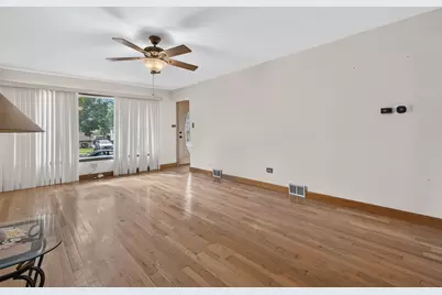 14339 Kolin Avenue, Midlothian, IL 60445 - Photo 5