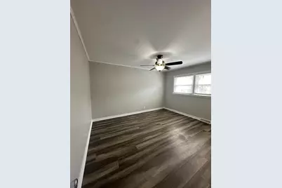 11613 S Kedzie Avenue, Merrionette Park, IL 60803 - Photo 5