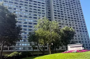 4850 S Lake Park Ave, Chicago, IL 60615 - Photo 1