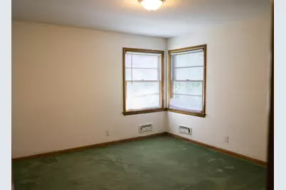 436 Russell Road, Dekalb, IL 60115 - Photo 37