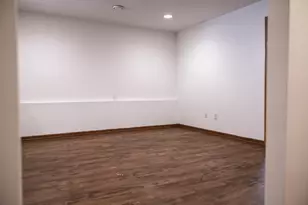436 Russell Rd, Dekalb, IL 60115 - Photo 15