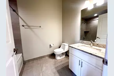 1002 W Van Buren Street #102, Chicago, IL 60607 - Photo 17