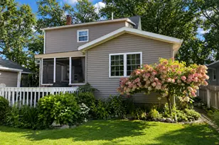 404 W Park St, Morrison, IL 61270 - Photo 3