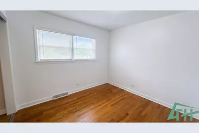 2213 W 156th Place, Markham, IL 60426 - Photo 11