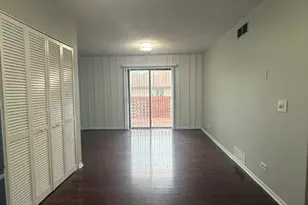 1025 Manchester Ct, South Elgin, IL 60177 - Photo 5