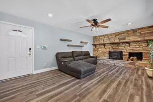 5825 Tipple Rd, Rockford, IL 61102 - Photo 9