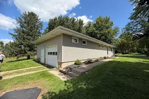 606 W Main St, Sublette, IL 61367 - Photo 19