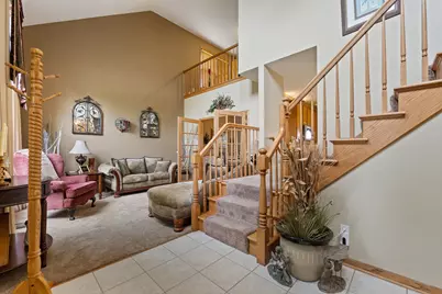 N775 W Curtis Square, Geneva, IL 60134 - Photo 3