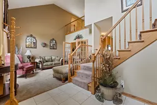N775 W Curtis Square, Geneva, IL 60134 - Photo 3