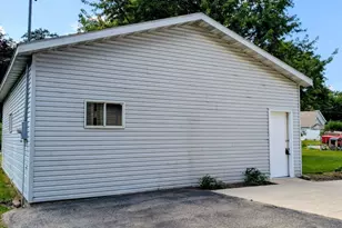 706 S 2nd St, Oregon, IL 61061 - Photo 17
