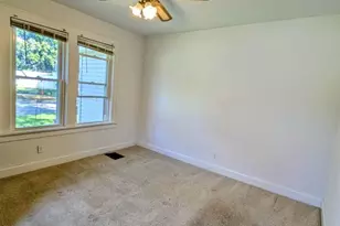 706 S 2nd St, Oregon, IL 61061 - Photo 9