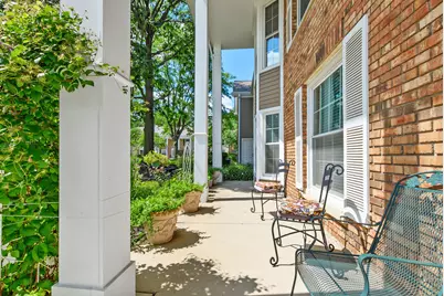 1105 Spring Garden Circle #5, Naperville, IL 60563 - Photo 3