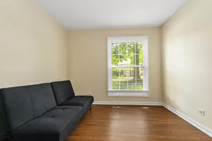 1105 Spring Garden Cir, Naperville, IL 60563 - Photo 17